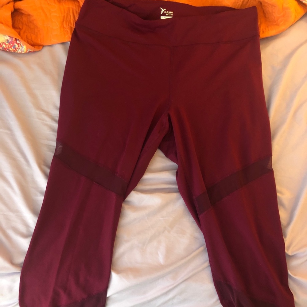 Old Navy sz 3X plum active leggings